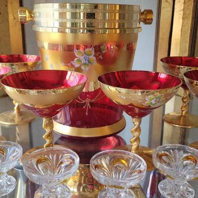 VINTAGE MURANO ART GLASS ICE BUCKET AND CHAMPAGNE GLASSES