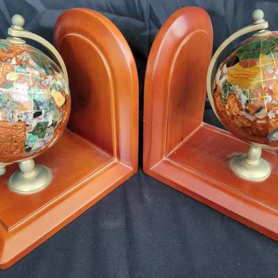 CLASSIC EARTH GLOBE BOOKENDS ON WOOD STANDS