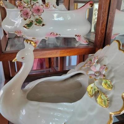 LENOX, PRECIOUS MOMENTS, CAPODIMONTE-STYLE MYSTERY LOT