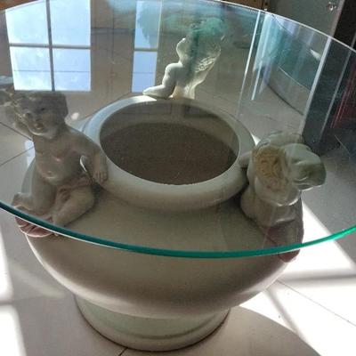 METAL URN WITH CHERUBS GLASS-TOP COFFEE TABLE