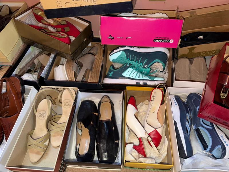 Sale Photo Thumbnail #100