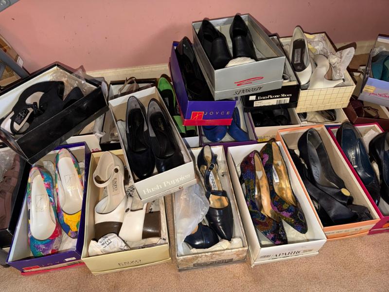 Sale Photo Thumbnail #97