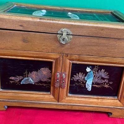 Sale Photo Thumbnail #403