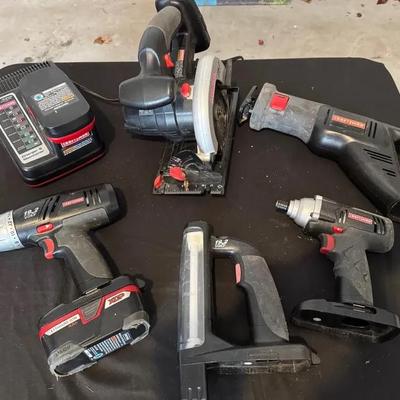 264: Craftsman Cordless Power Tool With Charger And 3 Batteries And Case