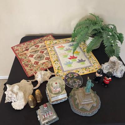 228: Home Decor And Collectibles