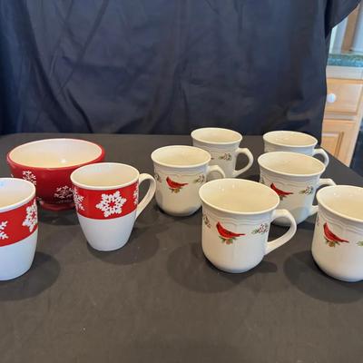 212: Holiday Mugs And Bowl 