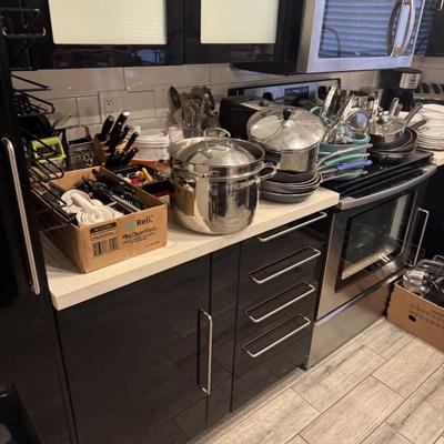 Sale Photo Thumbnail #25