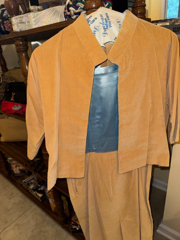 Sale Photo Thumbnail #177