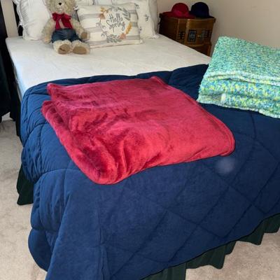 Sale Photo Thumbnail #129