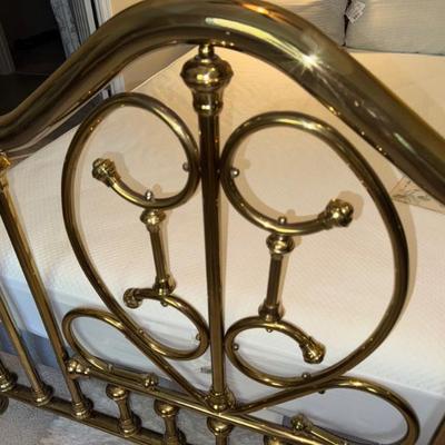 Sale Photo Thumbnail #152