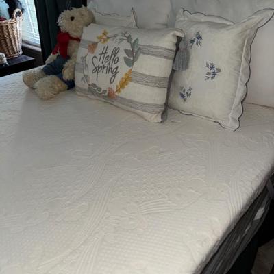 Sale Photo Thumbnail #133