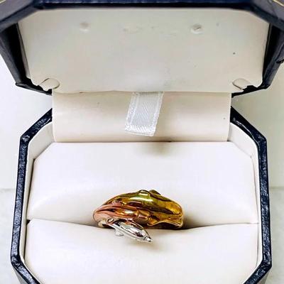 10K Tri-tone Gold Dolphin Ring