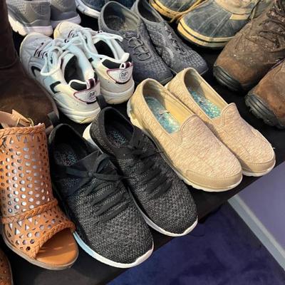 Sale Photo Thumbnail #177