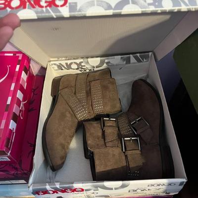 Sale Photo Thumbnail #192