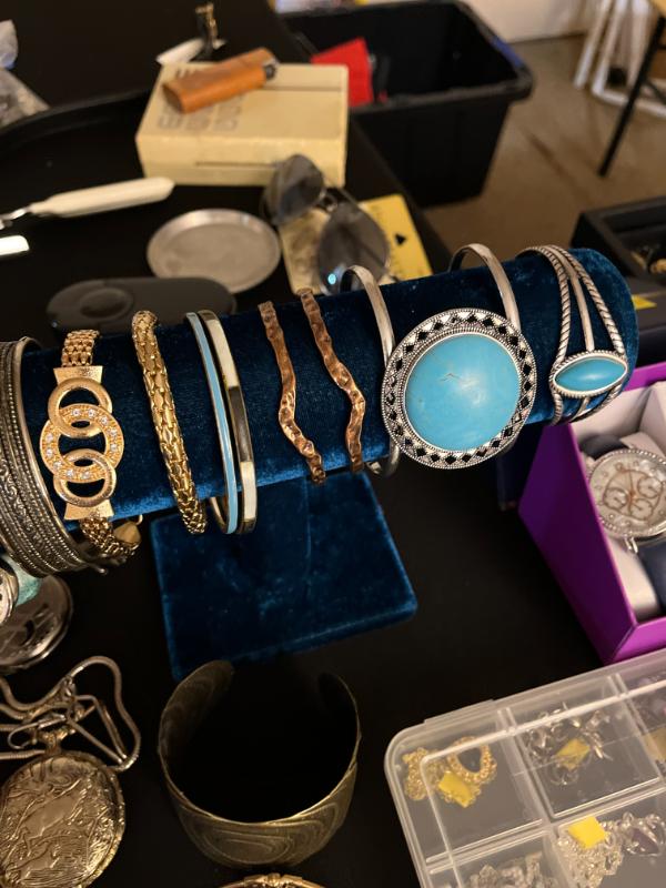 Sale Photo Thumbnail #508