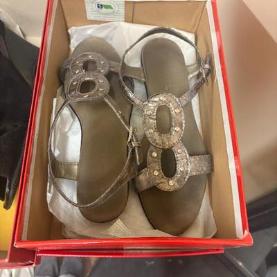 Sale Photo Thumbnail #167