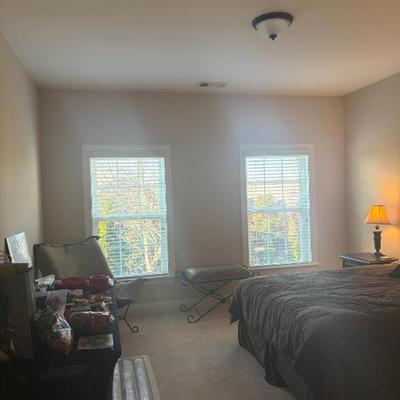 Sale Photo Thumbnail #11