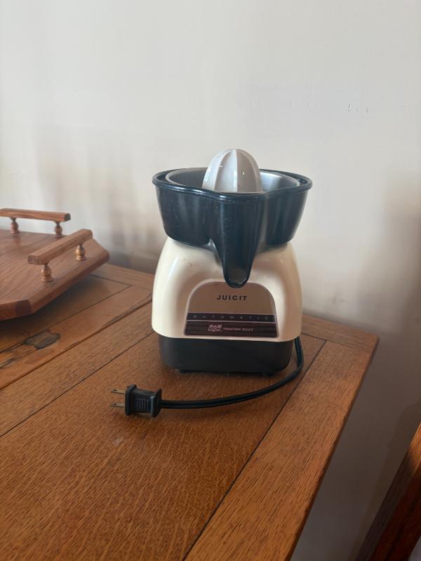 Sale Photo Thumbnail #246