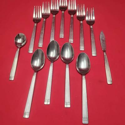 International Stainless Flatware Lot - Made in China (13 Pieces)
