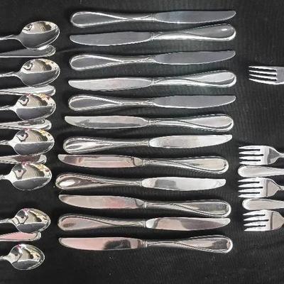 Oneida “Flight Reliance” Stainless Flatware Set