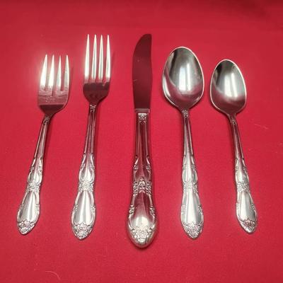 Vintage WM. A. Rogers Stainless Flatware Lot - Oneida LTD - Floral Pattern )