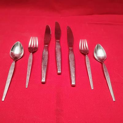 MCM Oneida Community SATINIQUE Stainless Flatware Lot (7 Pieces)