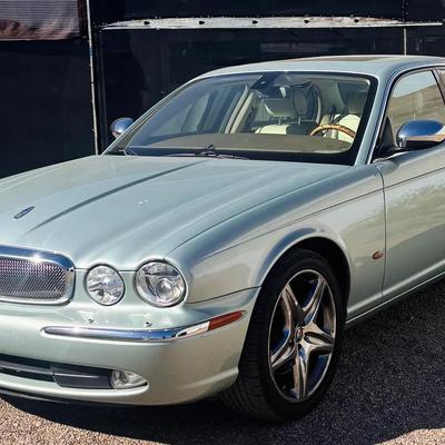 2006 Jaguar XJ Vanden Plas (X350)