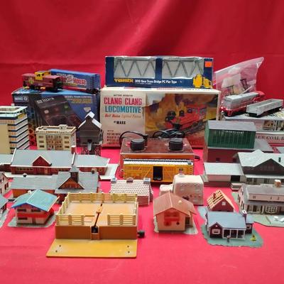 Large Vintage Model Train Lot - Buildings, Power Pack, Track & More!