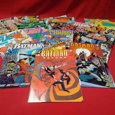 DC Comics Mixed Lot - 17 Issues - Batman, Flash, Titans & More