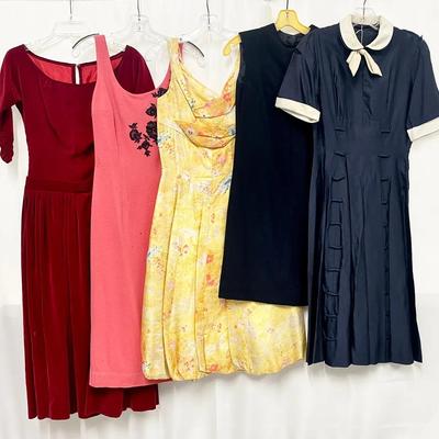 Women’s Vintage Mixed Dresses (sz S/M)