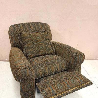 La-Z-Boy Upholstered Recliner Armchair – Classic Paisley Pattern