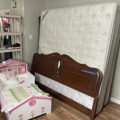 Sale Photo Thumbnail #28