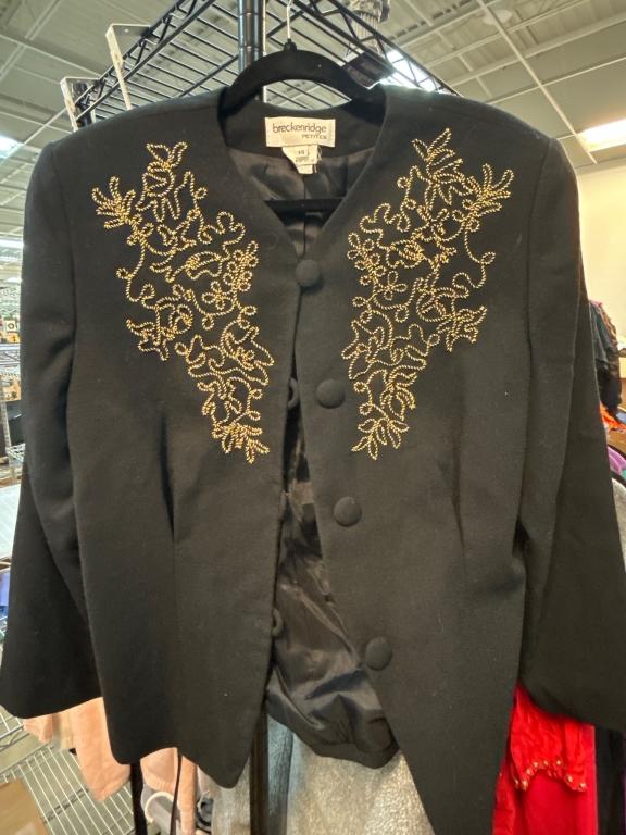 Sale Photo Thumbnail #2