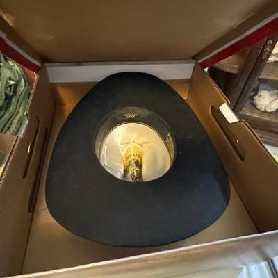 Sale Photo Thumbnail #76