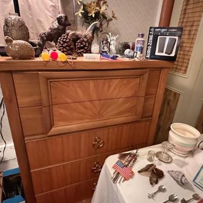 Sale Photo Thumbnail #100