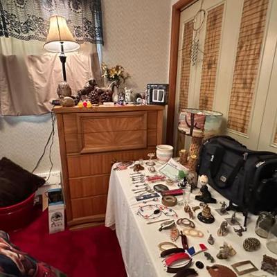 Sale Photo Thumbnail #97