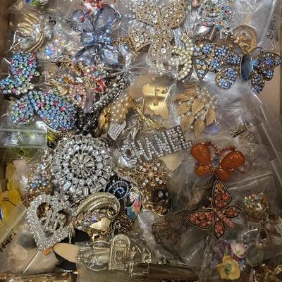 Sale Photo Thumbnail #382