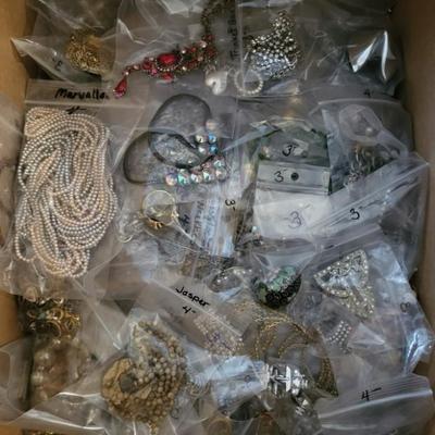 Sale Photo Thumbnail #328