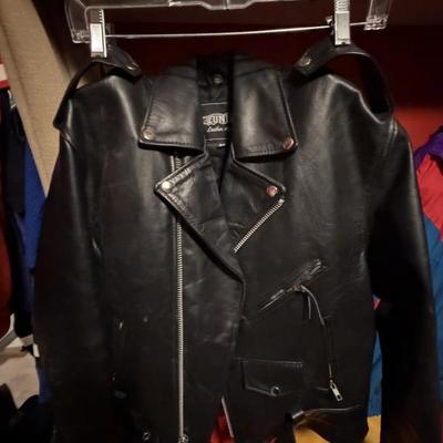 Sale Photo Thumbnail #130