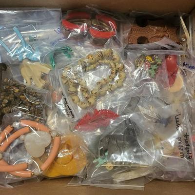 Sale Photo Thumbnail #377