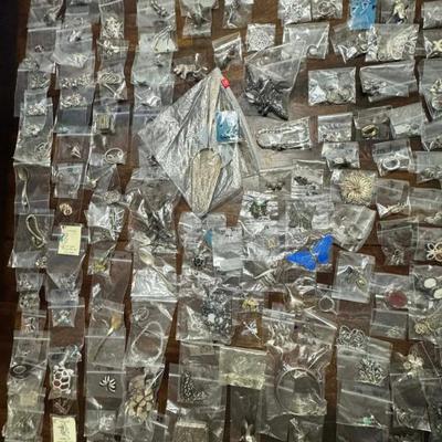 Sale Photo Thumbnail #388