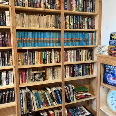 Sale Photo Thumbnail #35: Very large selection of books