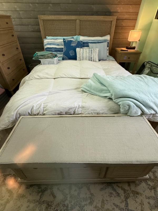 Sale Photo Thumbnail #11