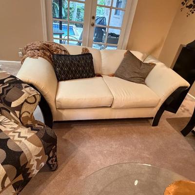 Sale Photo Thumbnail #157