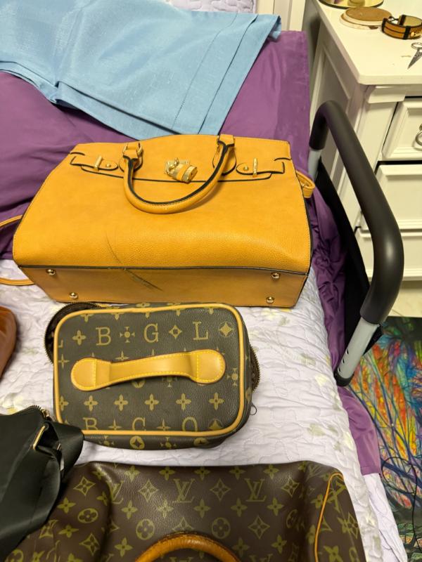 Sale Photo Thumbnail #30