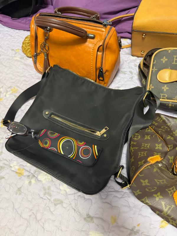 Sale Photo Thumbnail #38