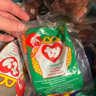 Sale Photo Thumbnail #382