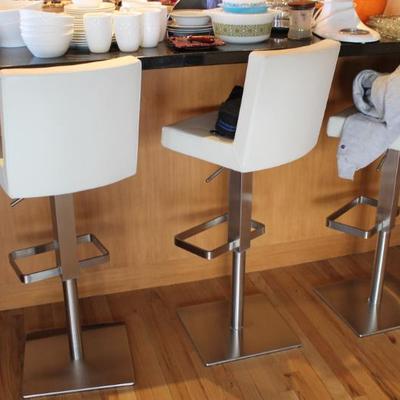 Sale Photo Thumbnail #109