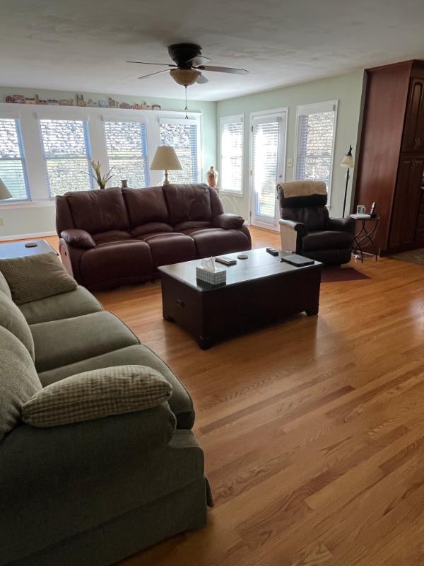 Sale Photo Thumbnail #10