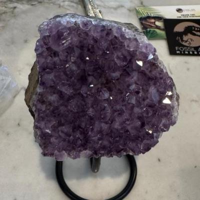 Amethyst geode